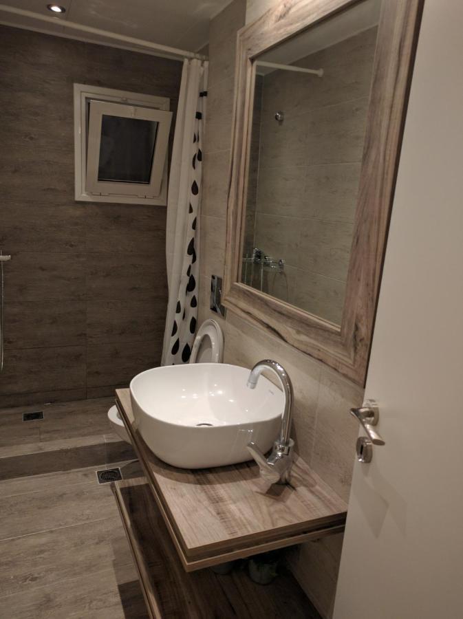 Cozy Apartment Ideally Located City Center And Megaron Moussikis Metro Station Athén Kültér fotó